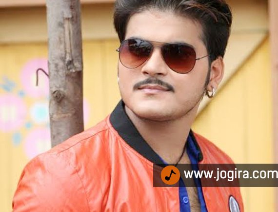 Bhojpuri actor Arvind akela 'kallu'