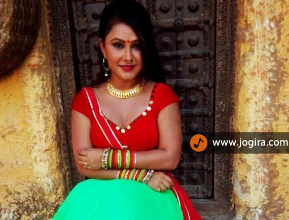 bhojpuri actress priyanka pandit in nepal